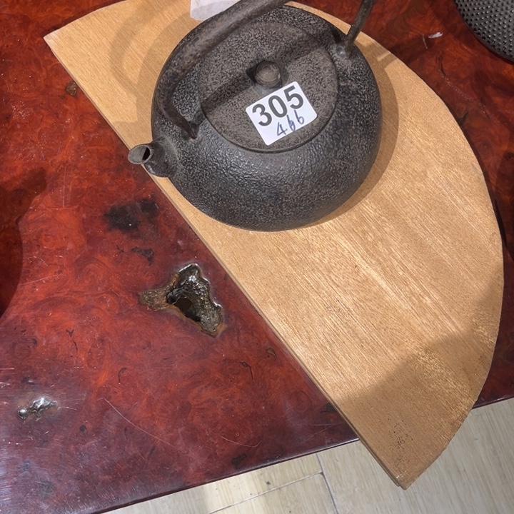 洪***佳铁中古工艺品摆件