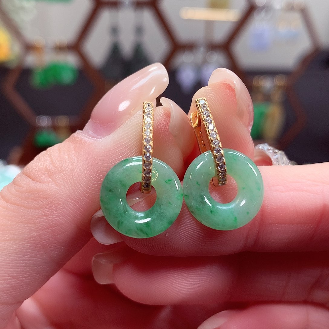 翡翠耳饰银S925镶嵌天然翡翠