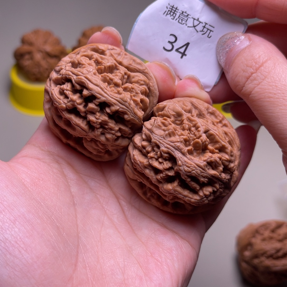 文玩核桃把件粗筋42.34