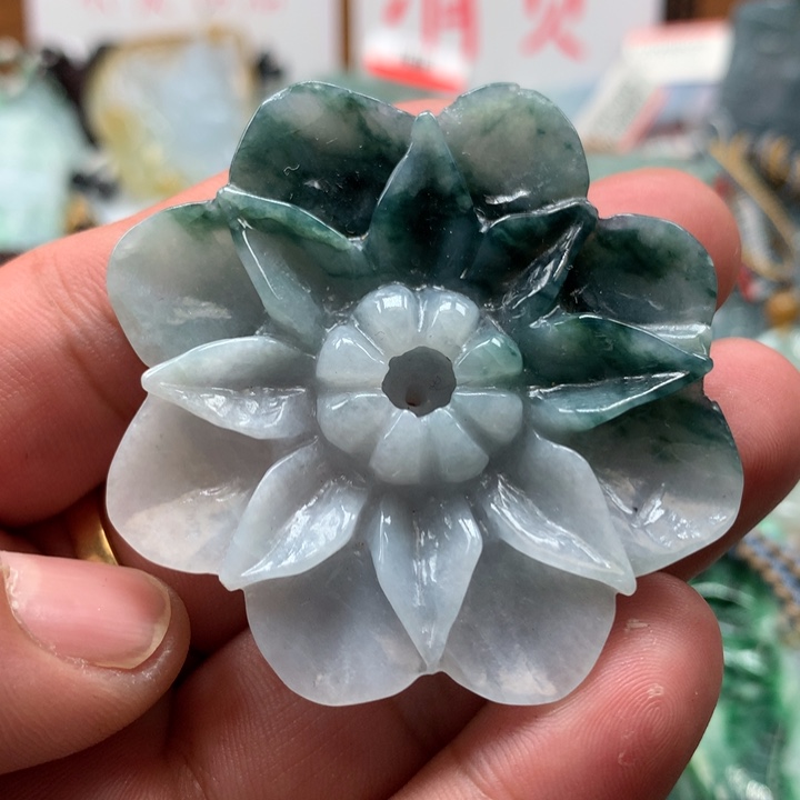 翡翠颈饰未镶嵌保真天然a货翡翠