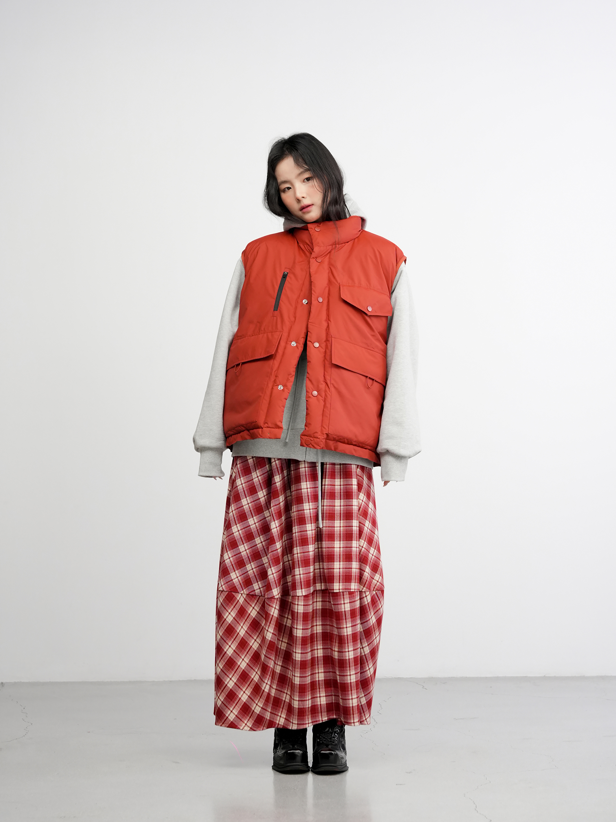 AEEANCEE两面穿加厚工装撞色马甲ZD6339