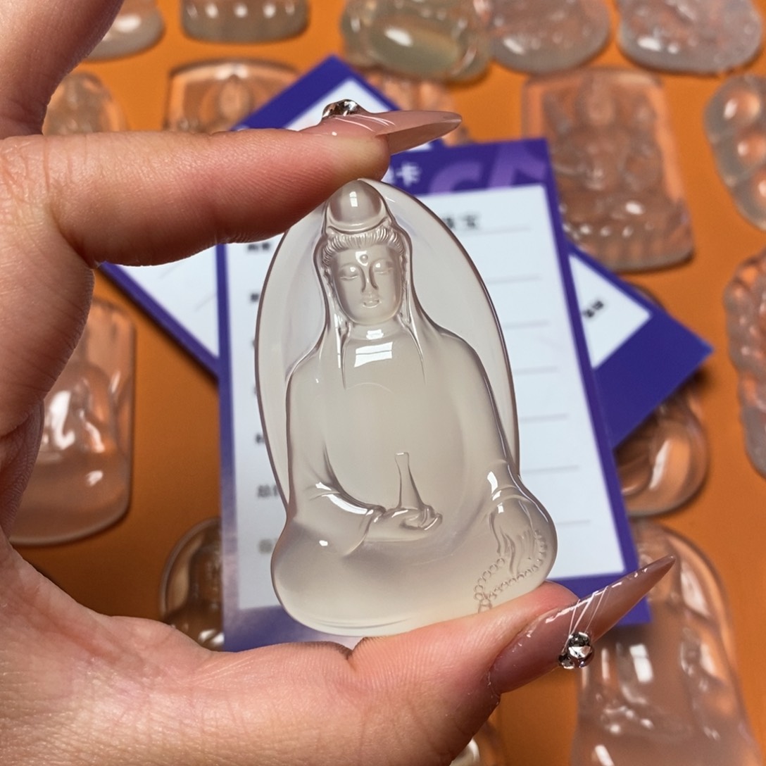 玛瑙/玉髓吊坠未镶嵌汉**堡