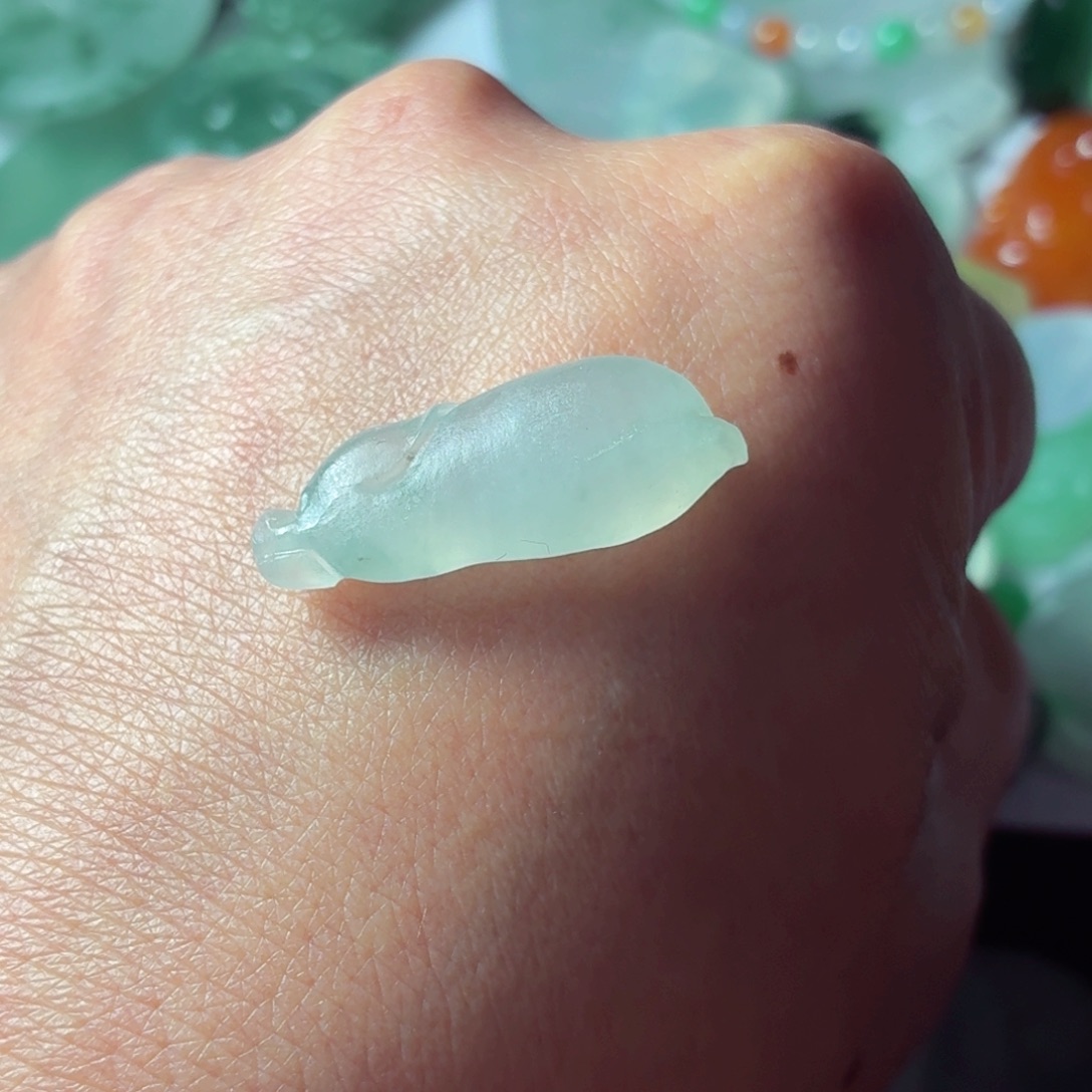 定制翡翠未镶嵌包工