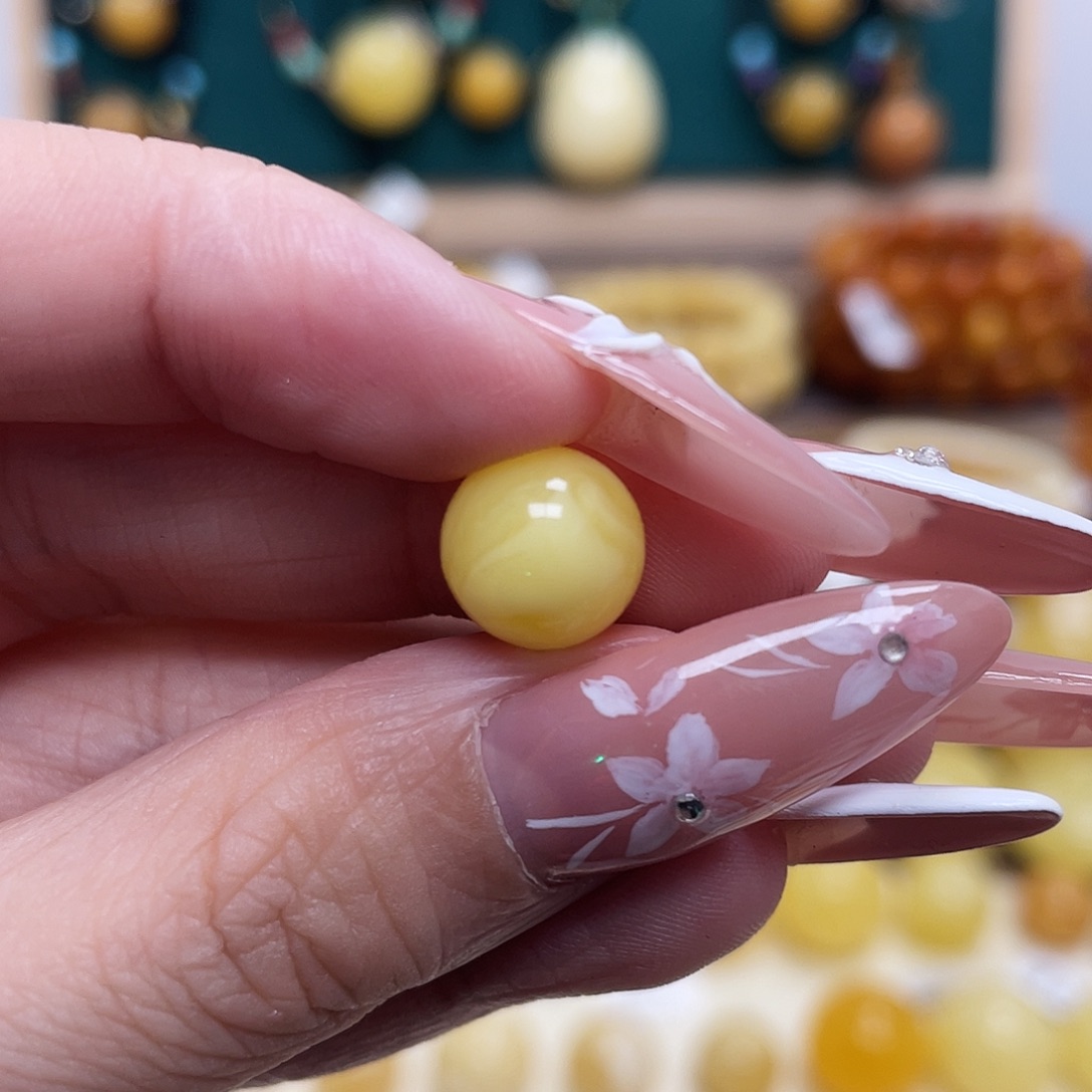 蜜蜡未镶嵌珠宝奇石10mm瑕