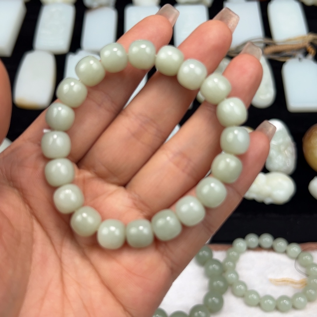 手串未镶嵌和田玉