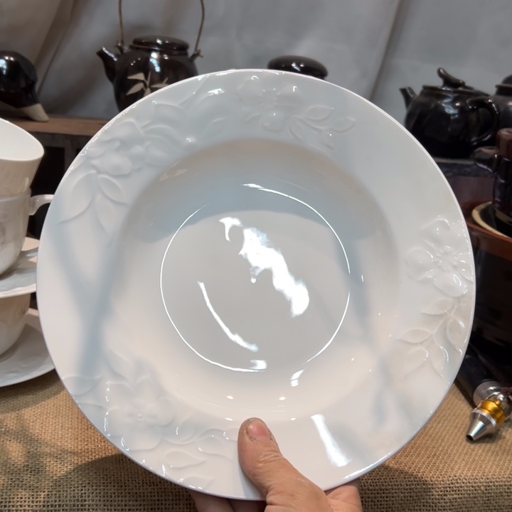 库存尾货骨瓷玉兰草帽盘一对口径23