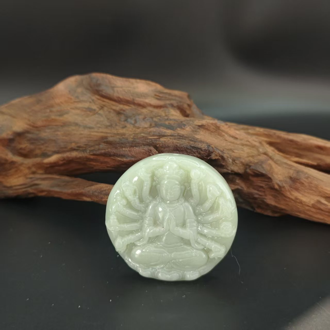 Z和田玉千手观音吊坠2073