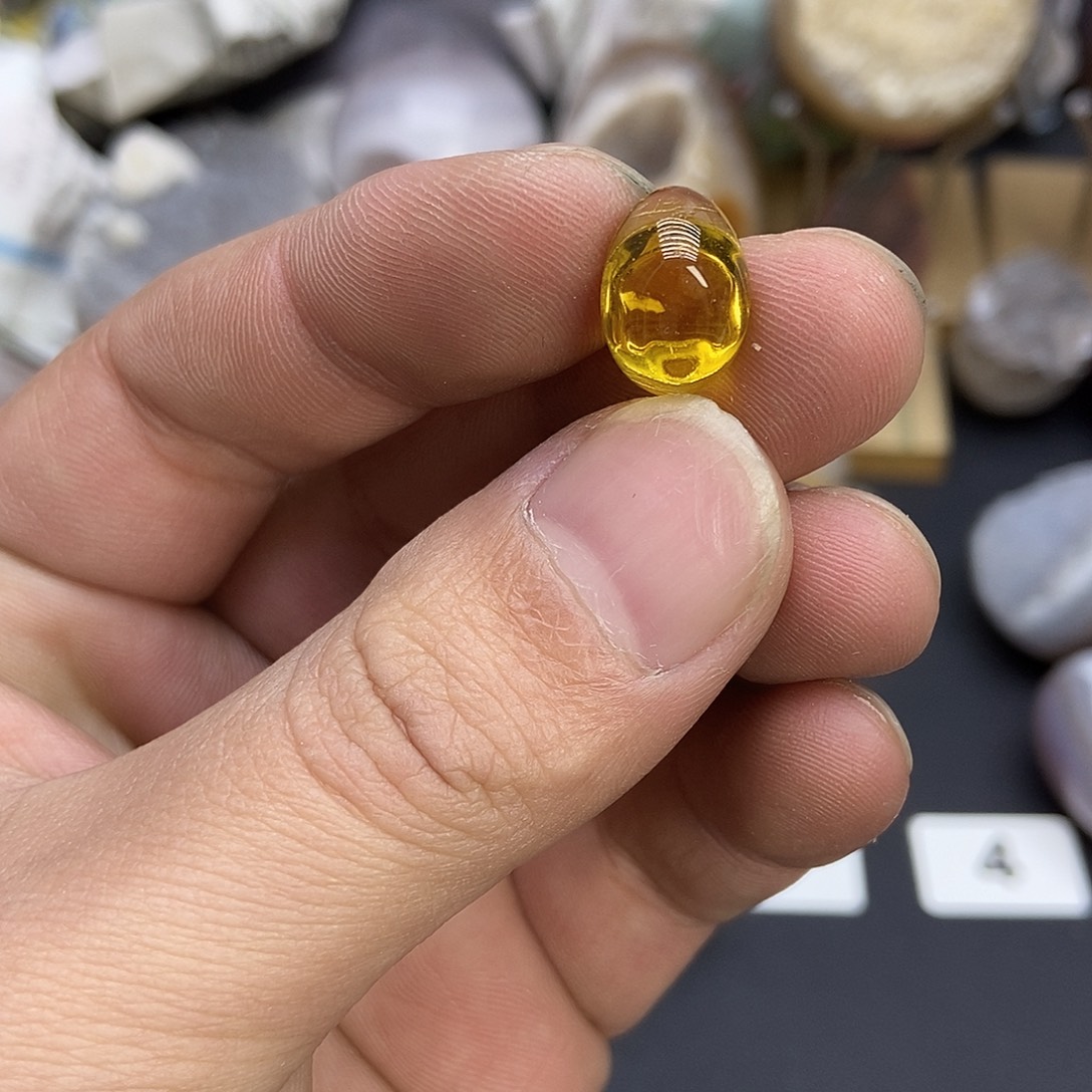 咖***糖玛瑙/玉髓未镶嵌珠宝奇石