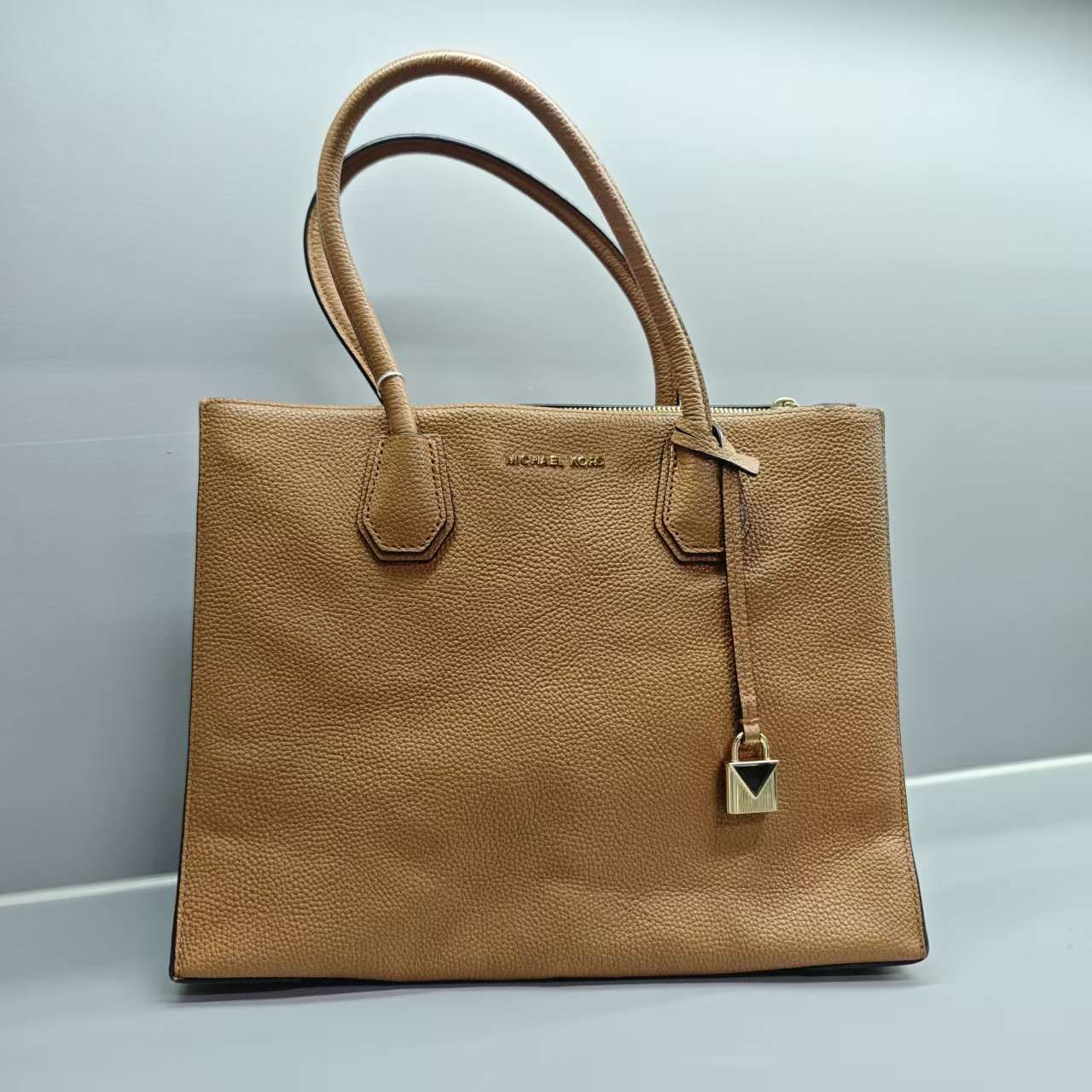 95新 MICHAEL KORS/迈克高仕 哈蜜精选/单肩包/无工价/包展/2490