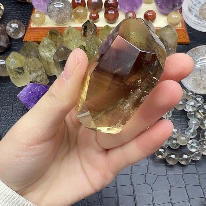 未镶嵌水晶珠宝半成品160水晶