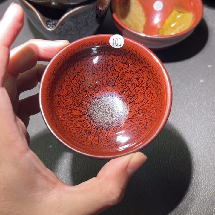 茶盏我也会在心里偷偷对