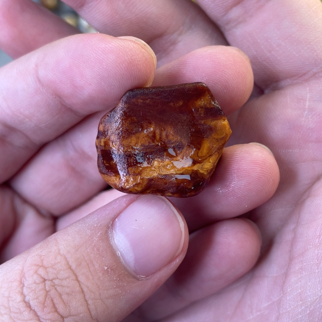 定制琥珀天然琥珀