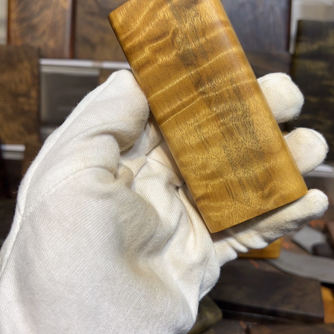 程***程金丝楠小叶桢楠无事牌