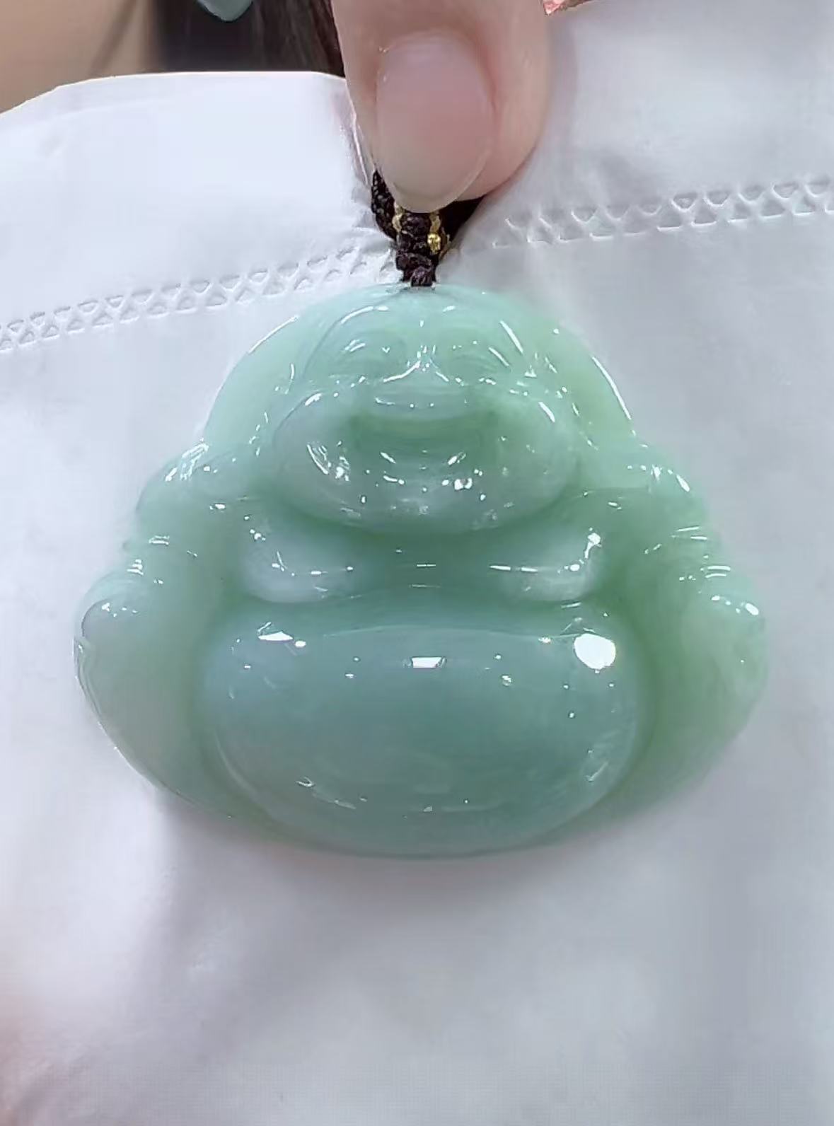 天然翡翠A货佛公（多样性发货只发一个）高43+宽47-50厚12+送绳