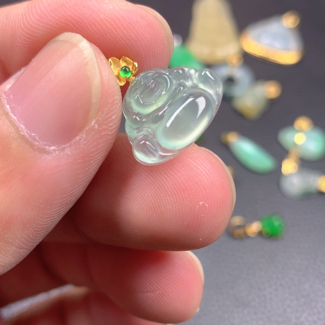 【闪购商品】翡翠18K金镶嵌颈饰翡翠