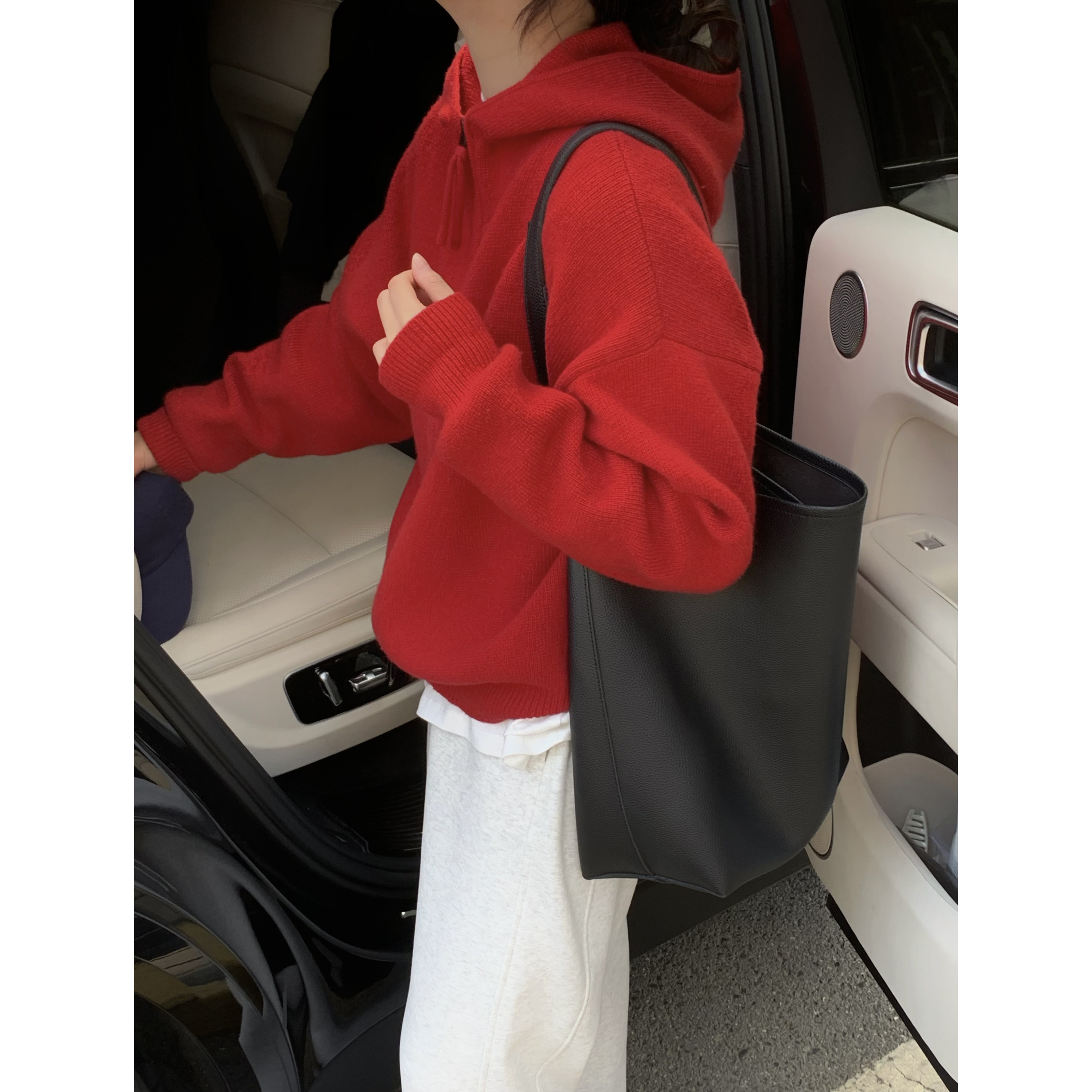 秋冬时尚极简高品连帽毛衣女宽松纯色百搭软糯针织衫上衣