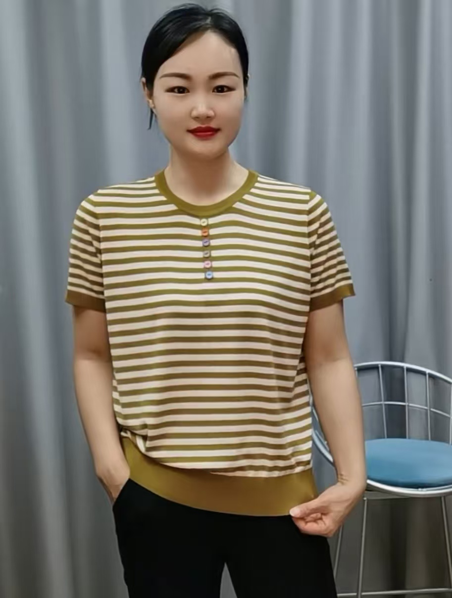 2025夏季新款条纹短袖针织衫中年妈妈装圆领宽松女士短袖纽扣款