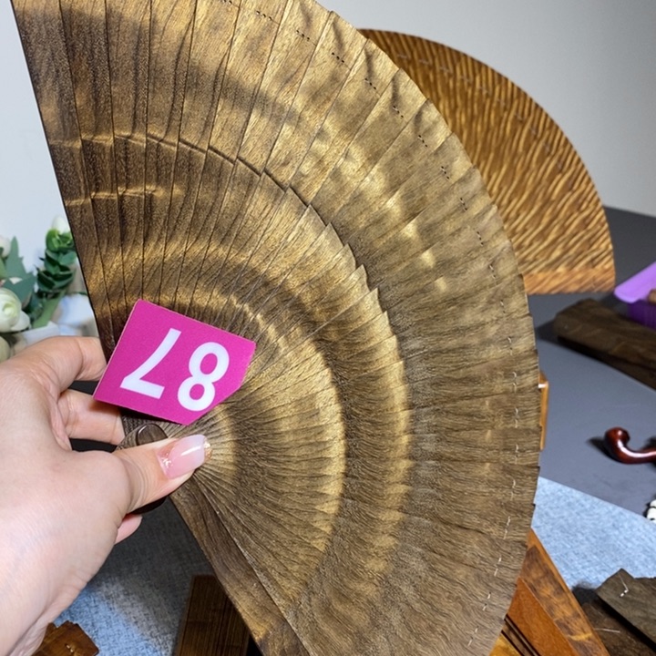 金丝楠流**球金丝楠木扇子