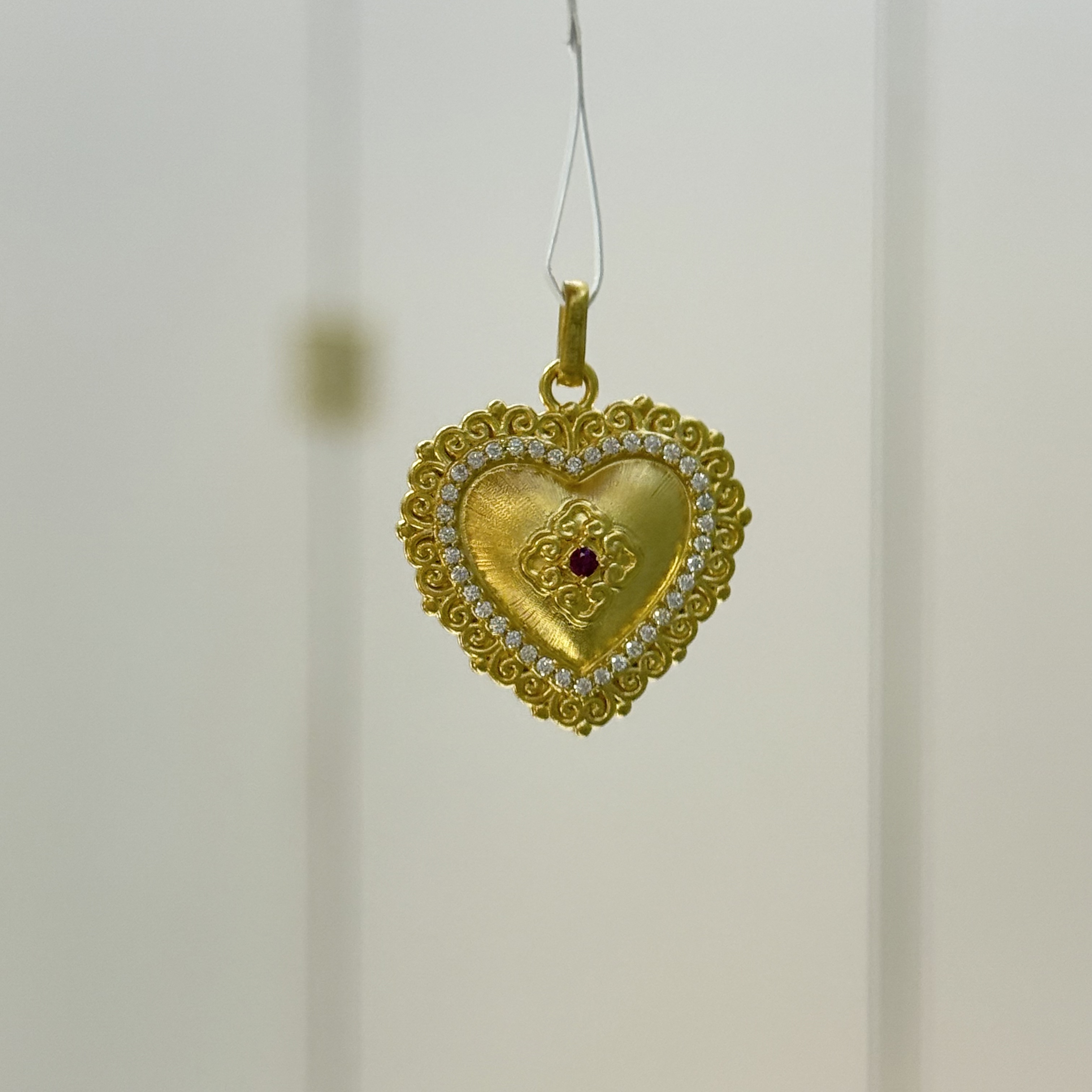 阿敏-Y【宫廷爱心点钻吊坠】--足金999精工5D（附加308/208/88）