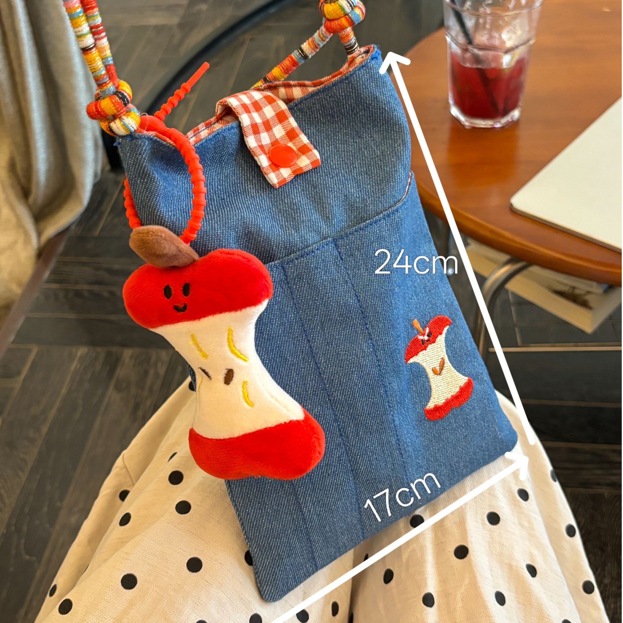 单肩斜挎可调节//可爱夏日牛仔苹果刺绣斜挎包百搭通勤手机包包便