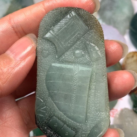 定制翡翠未镶嵌翡翠