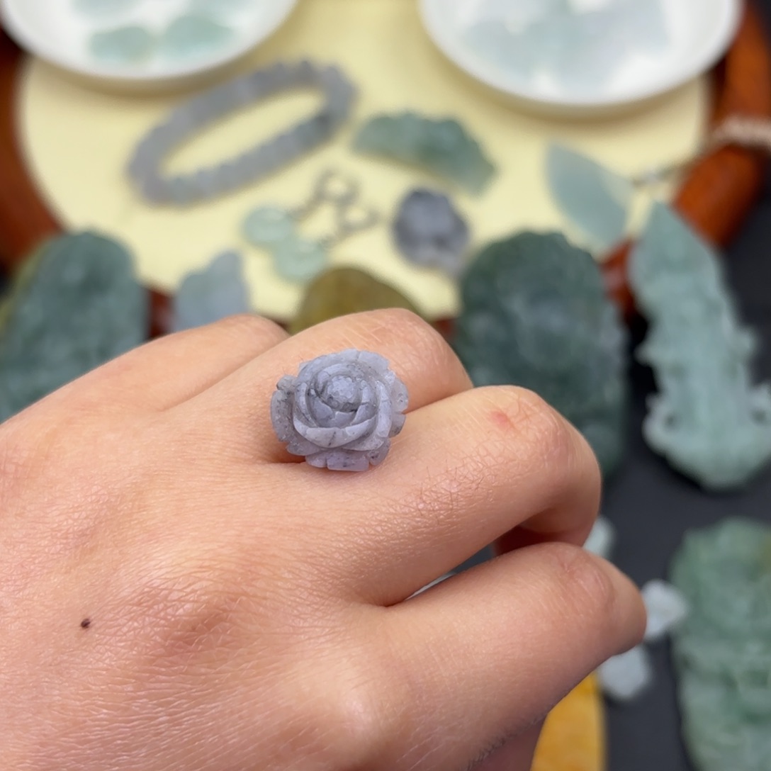 翡翠吊坠(不含链)未镶嵌曲*