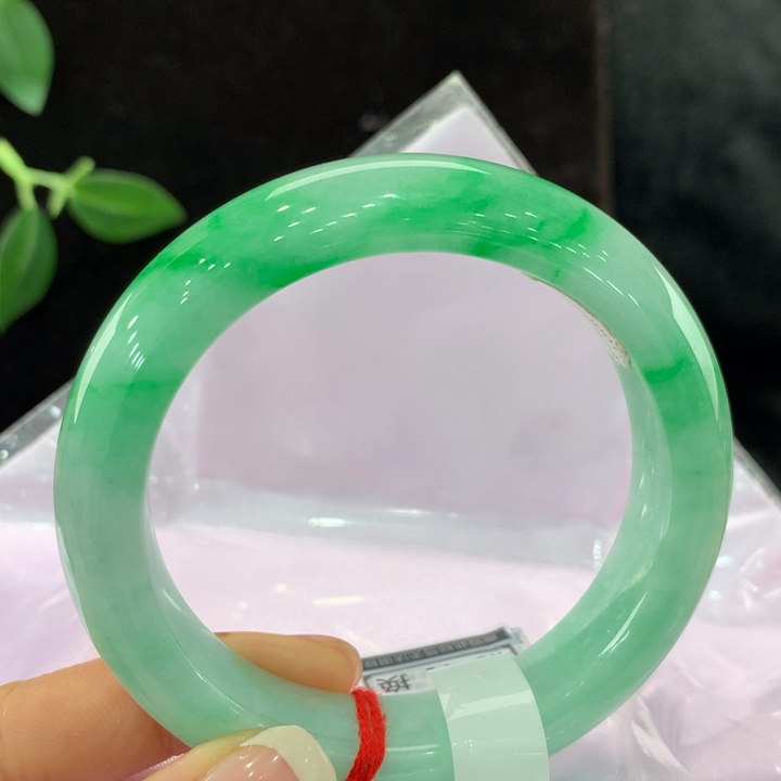 翡翠手镯未镶嵌111-0027