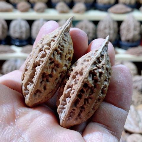 文玩核桃把件柳叶