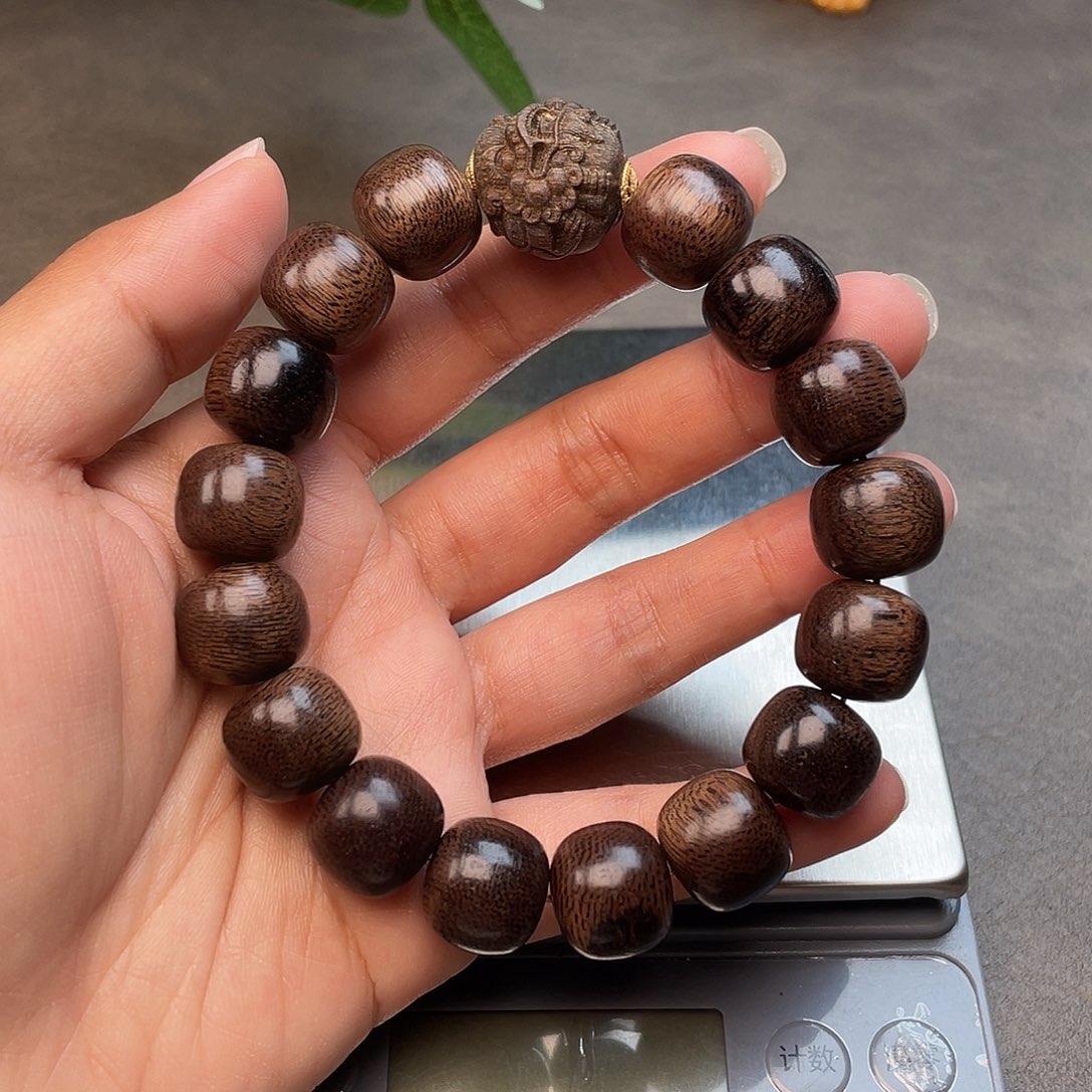 沉香碎屑沉香➕沉香佛珠越南富森红土玉化瘤疤料1.4