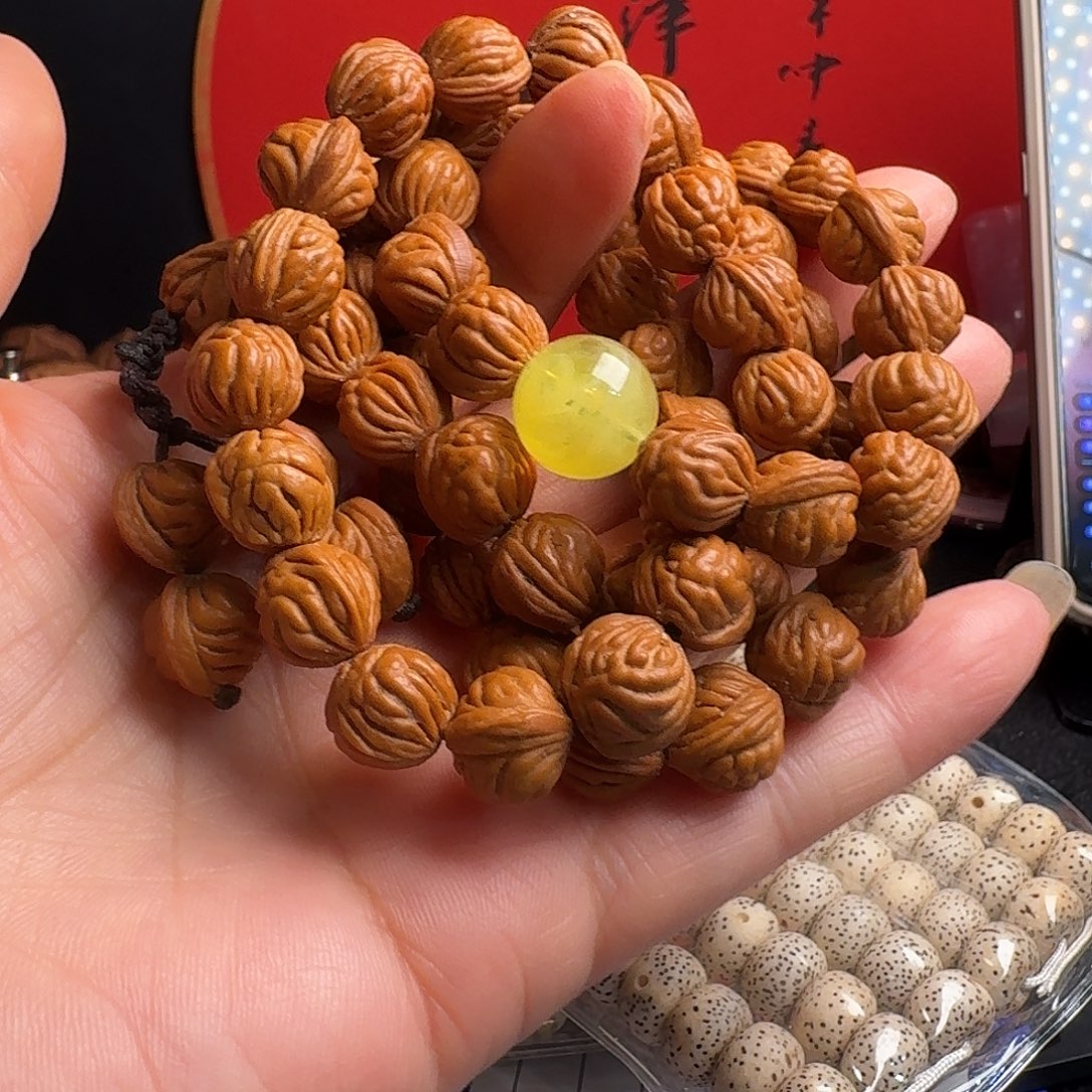 伟***来文玩核桃把件桃核
