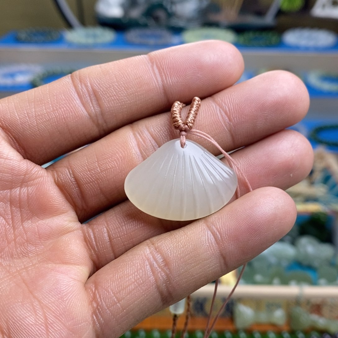 和田玉吊坠未镶嵌