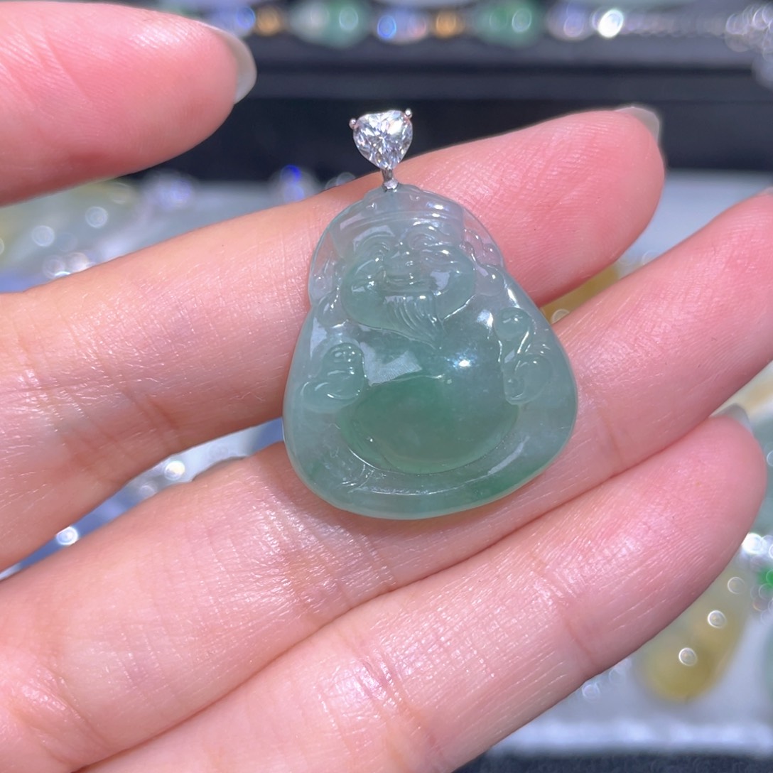 颈饰18K金镶嵌翡翠翡翠