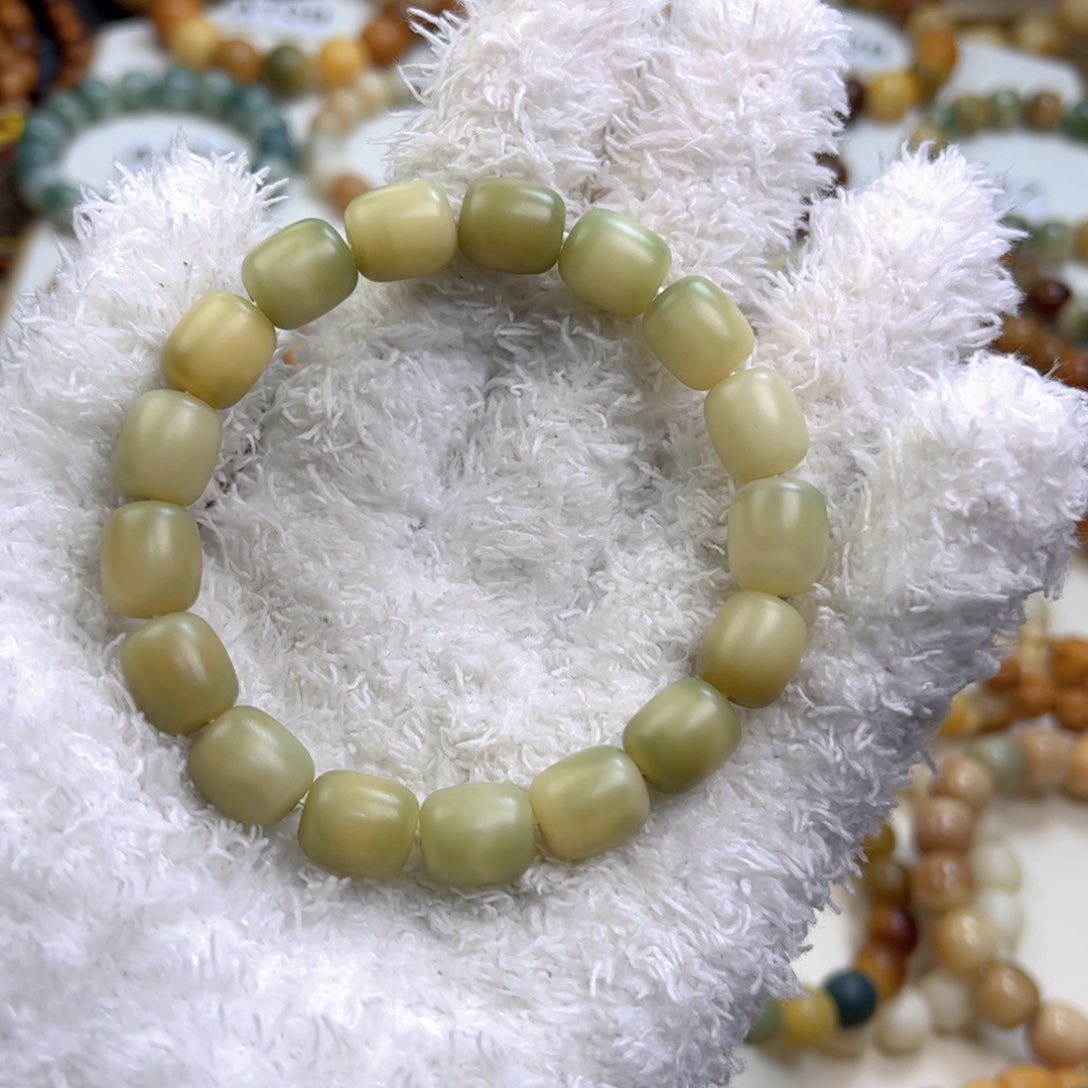 菩提根/象牙果手串每****乐新款干磨油膏飘花