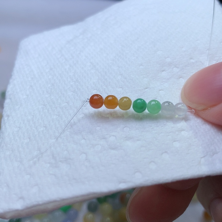 翡翠颈饰未镶嵌猪猪