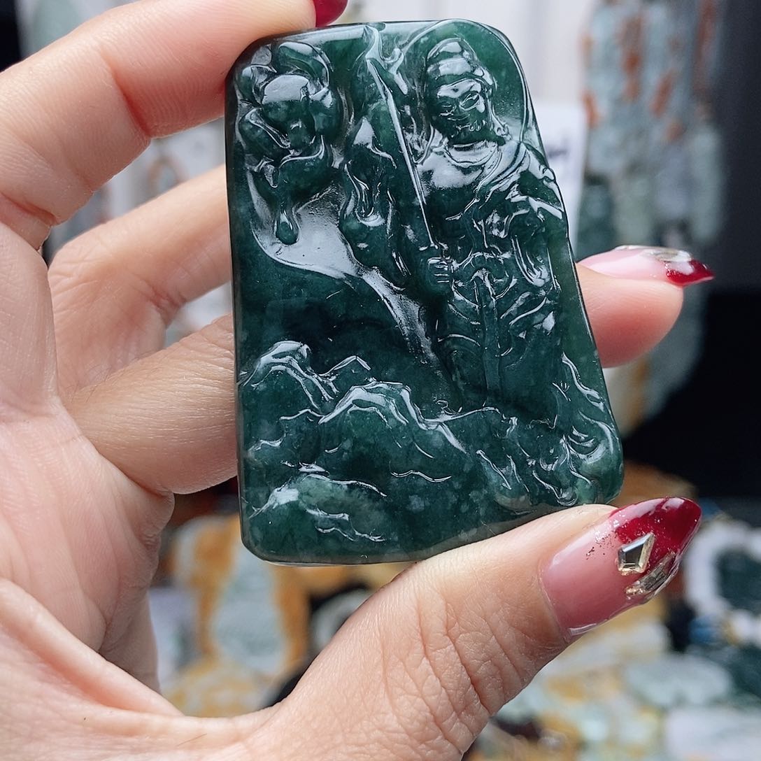 翡翠颈饰14K金镶嵌翡翠