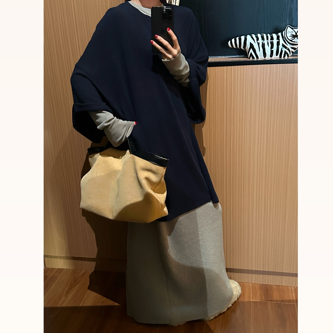 【一只鱼】y2083加厚膨体绒双面绒宽松舒适百搭超大版冬季T恤女