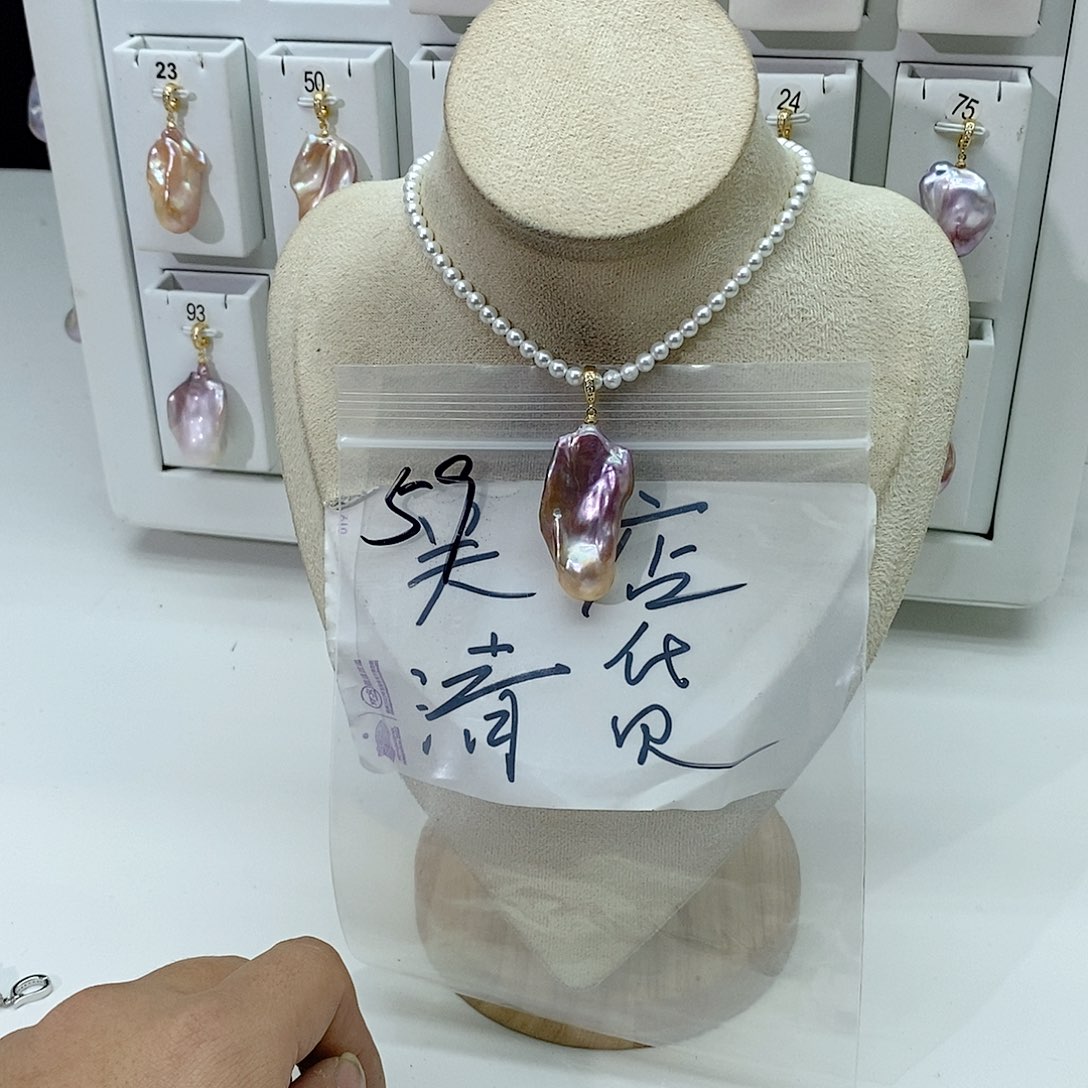 淡水珍珠颈饰合金