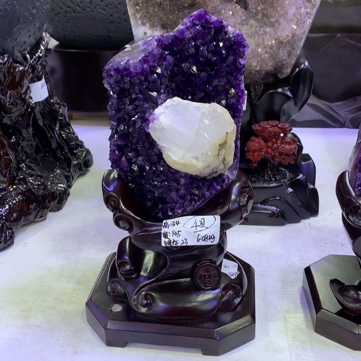 水晶大型摆件（非配饰）未镶嵌