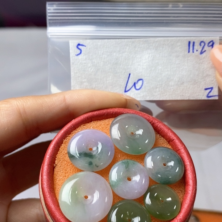 定制翡翠未镶嵌不退