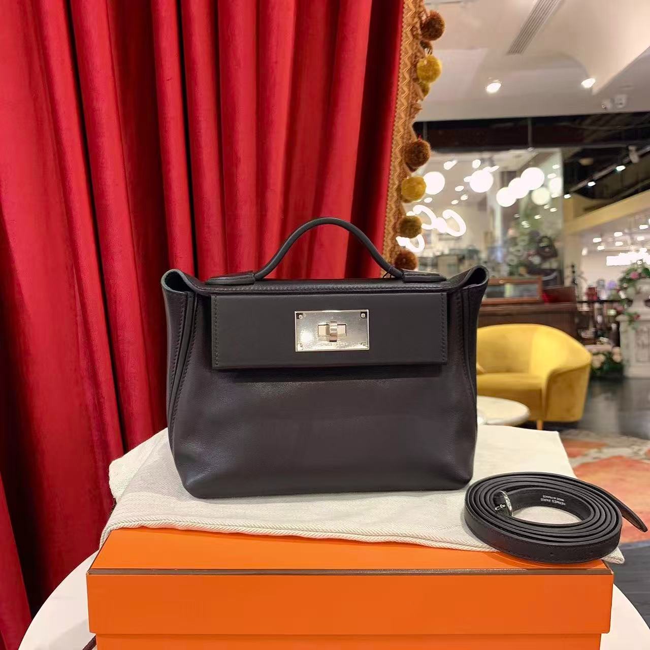 95新 Hermes/爱马仕 2424mini21黑银扣swift拼evercolor70229539