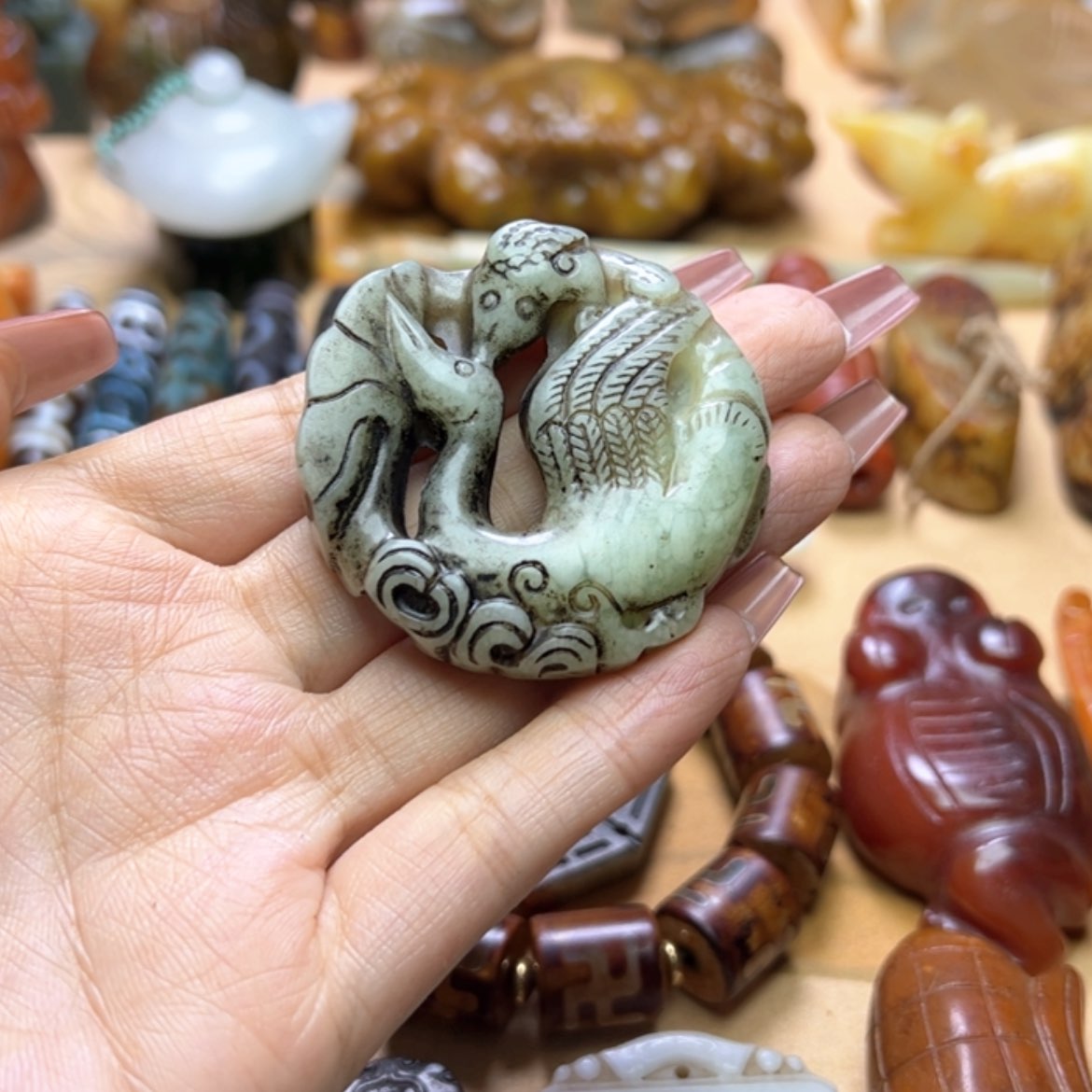 【闪购商品】蛇纹石玉颈饰未镶嵌