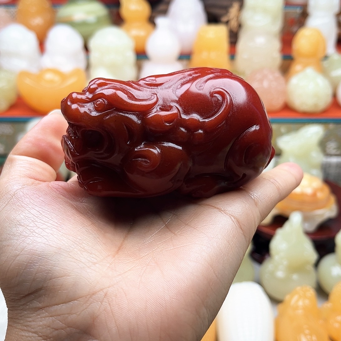 永***进石材貔貅手吧摆件