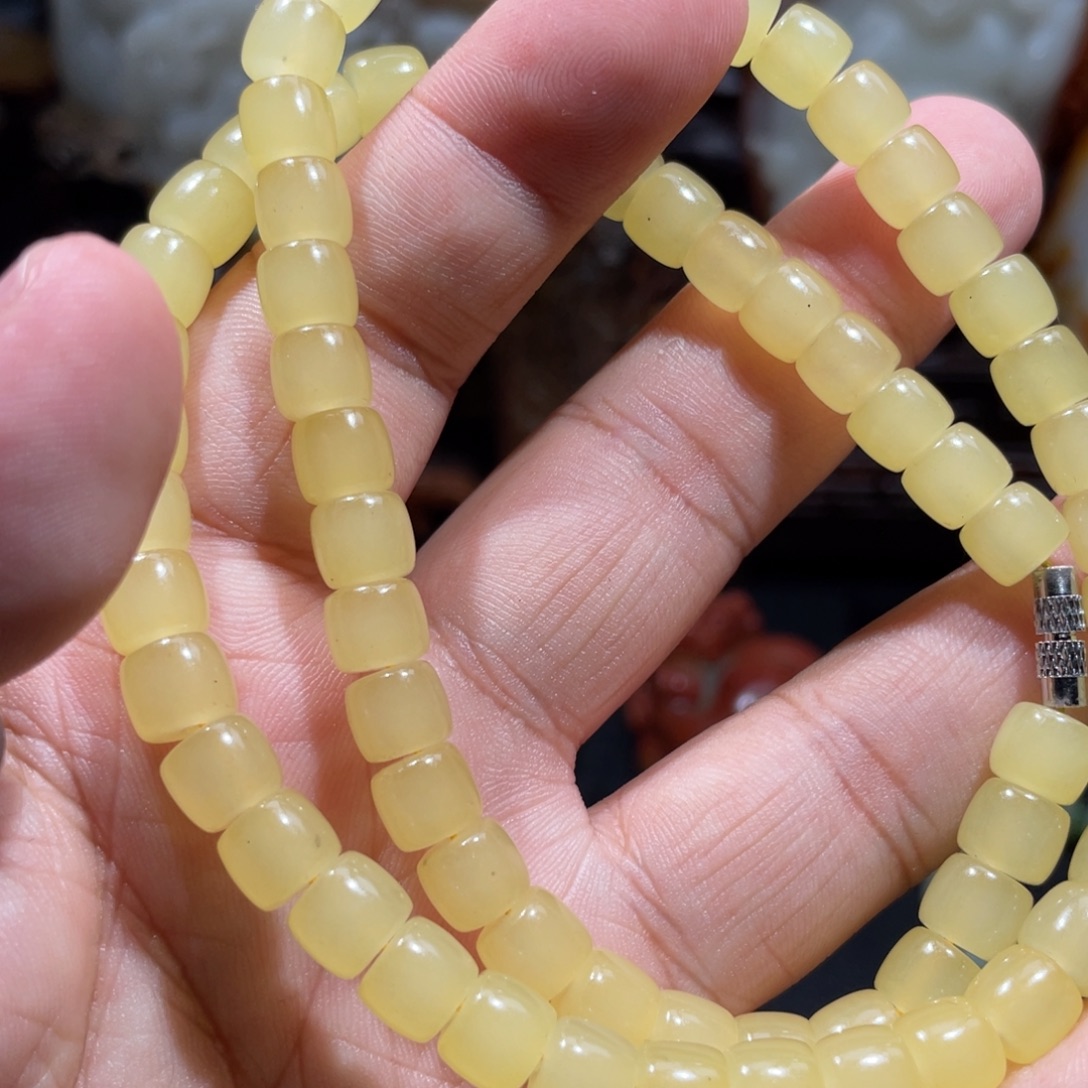 透闪石质玉未镶嵌手链