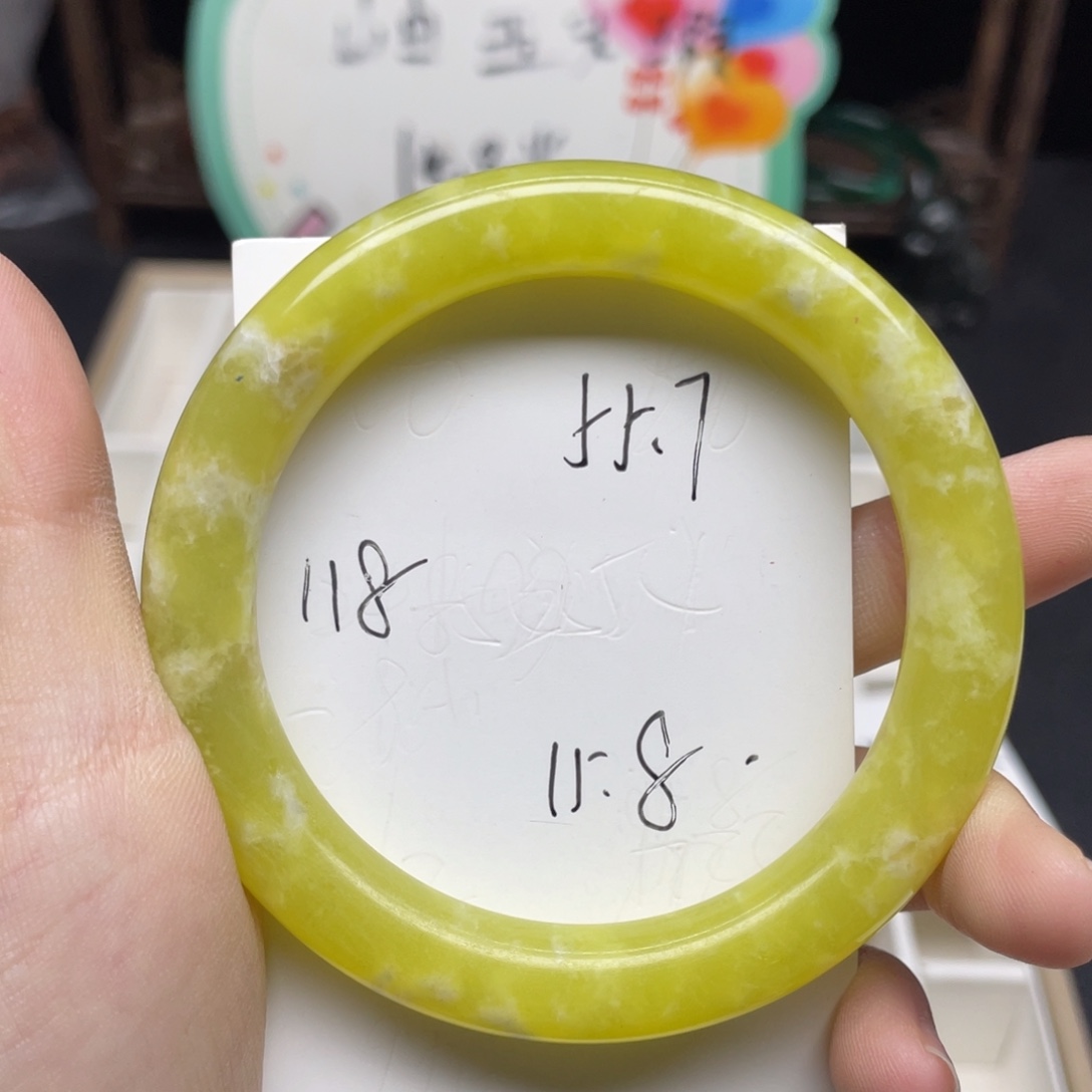 未镶嵌蛇纹石玉手镯