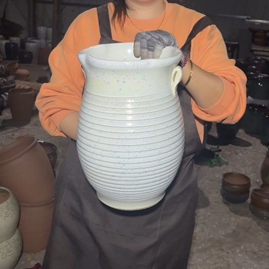 红陶口22高33瑕疵