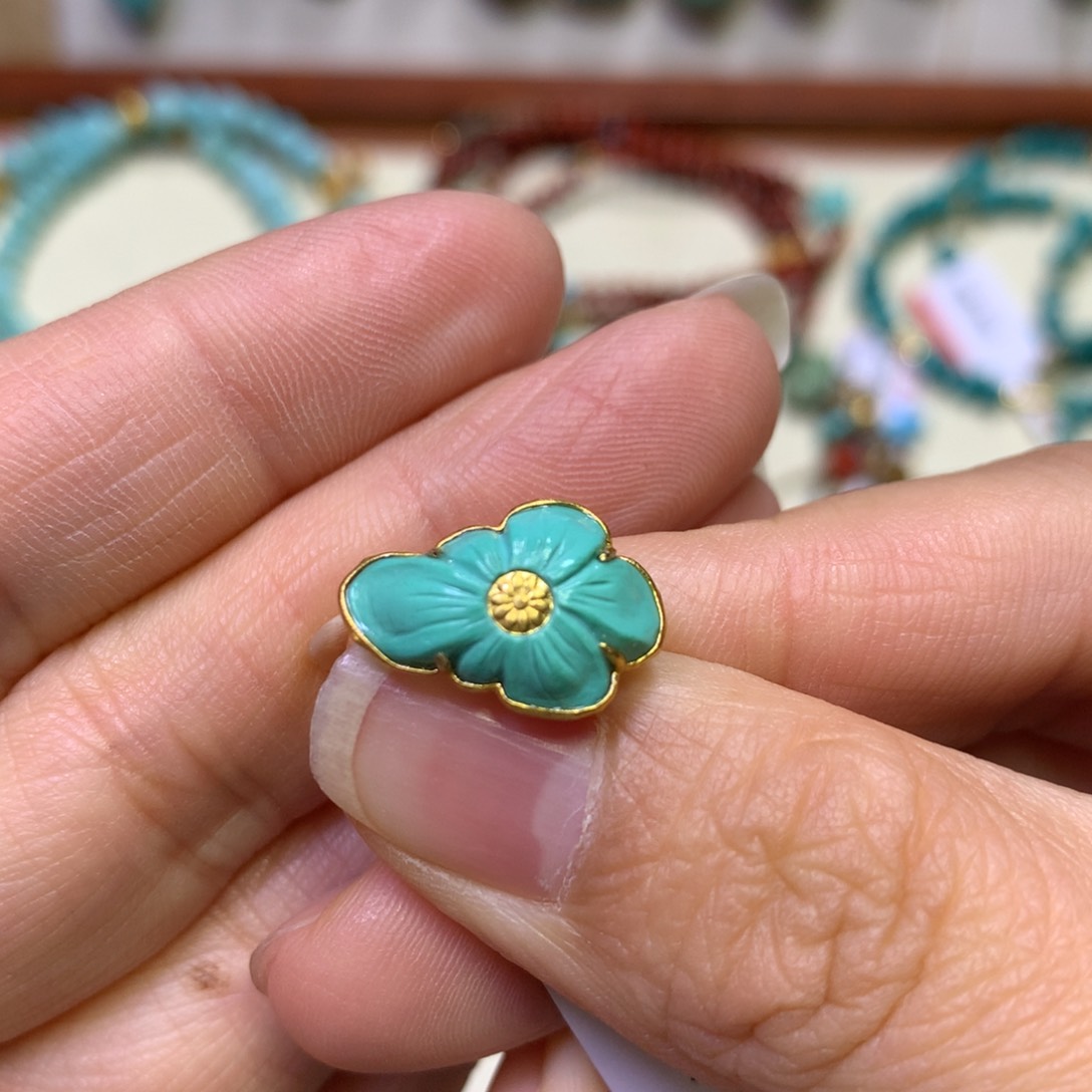 绿松石卡子18K金镶嵌