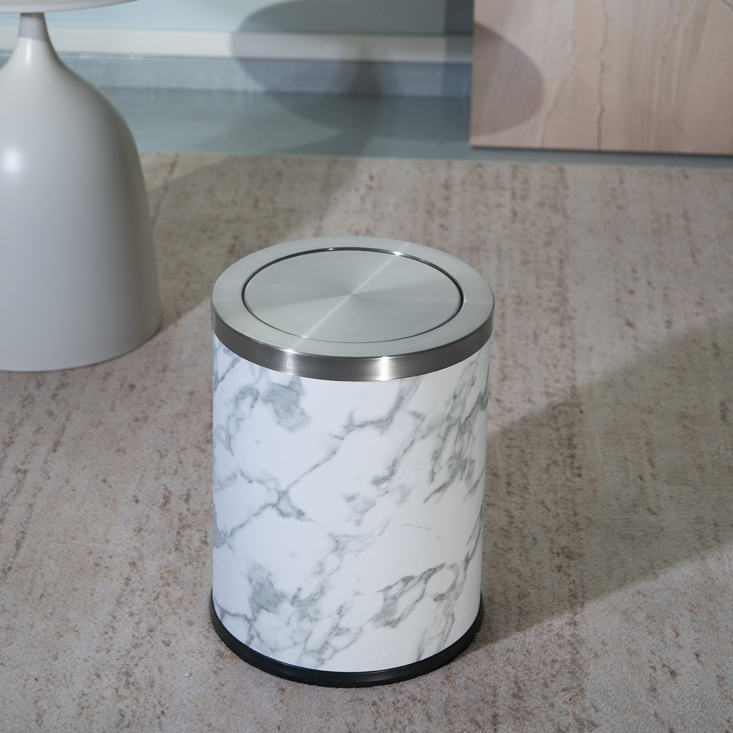 客厅高档复古垃圾桶带盖家用卧室简约2025新款卫生间办公室高颜值