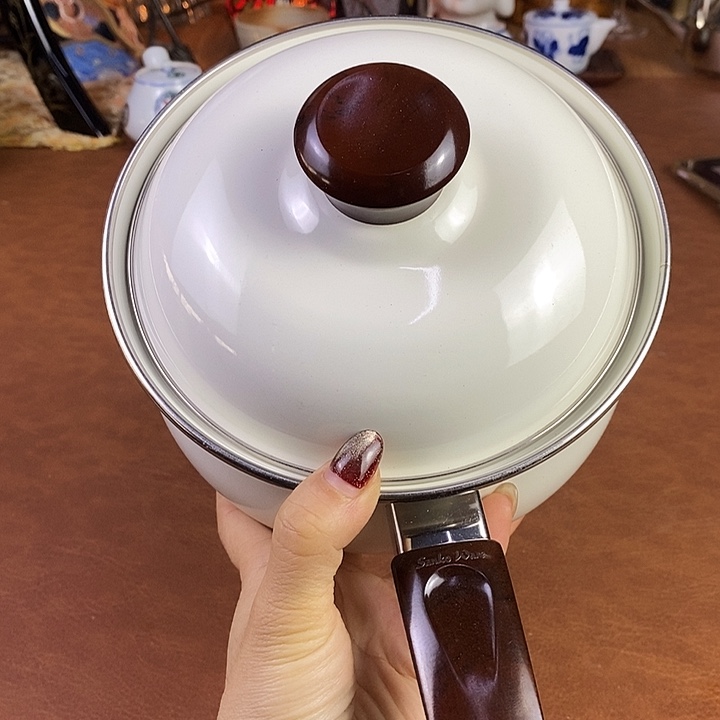 瓷器铜铁器木器木粉花瓶