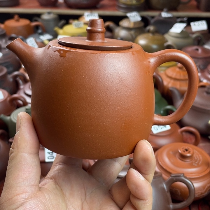 宜兴紫砂壶微瑕疵