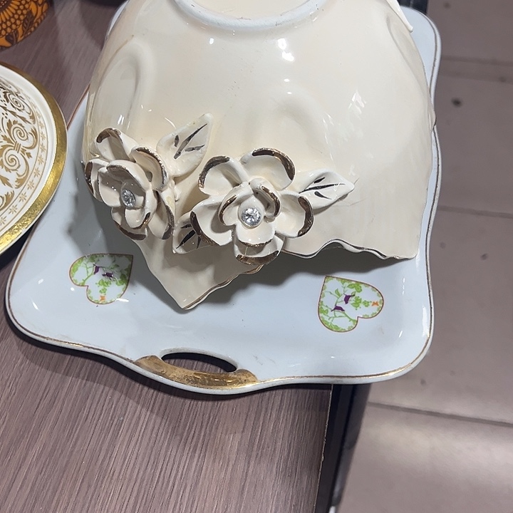 陶瓷瑕。。。。。。。。。。。。。。。。